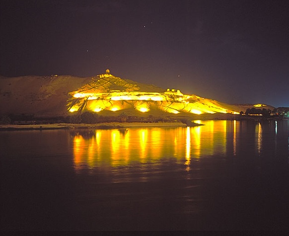 Crociera Nilo Aswan di notte